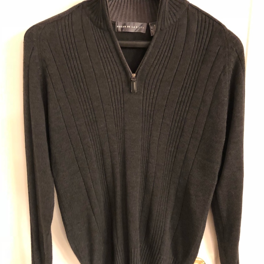 Like New- Oscar De Larenta Men’s Sweater